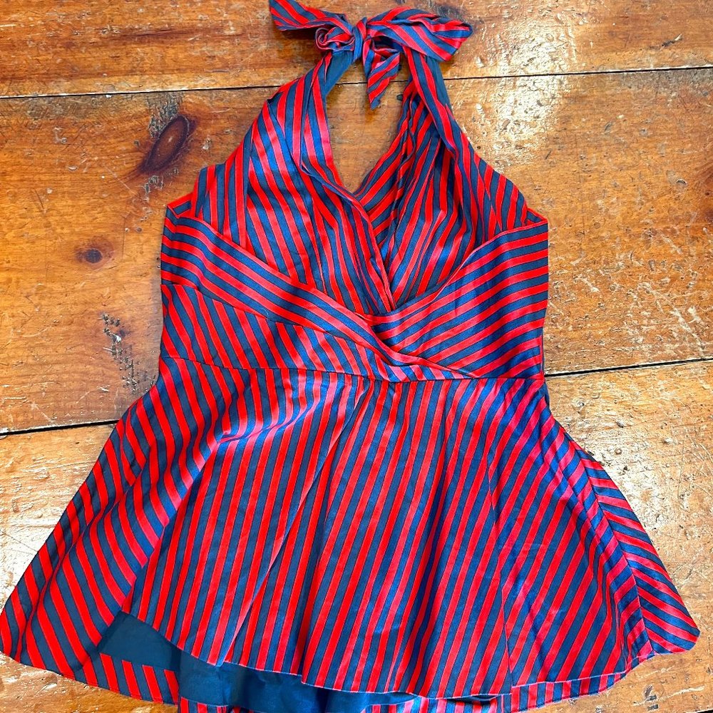 Cute size 4 structured Odille red & blue striped summer halter top